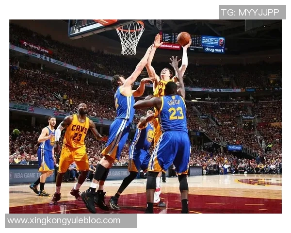 张佳玮分析勇士队表现受限尺寸与速度双重压制影响比赛空间利用