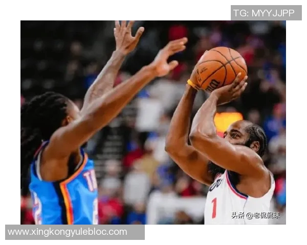 张佳玮分析多特战术哈登空间创造与卡鲁索防守示范全队学习雷霆策略 张佳玮分析多特战术哈登空间创造与卡鲁索防守示范全队学习雷霆策略