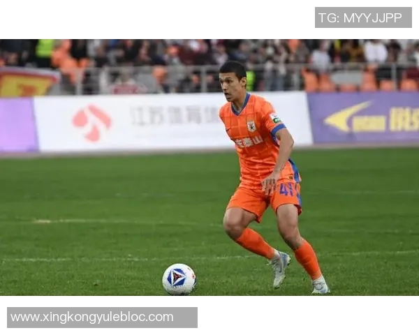 橙衣传奇再现鹏起泰山他以12战9不败点燃球队希望与信念